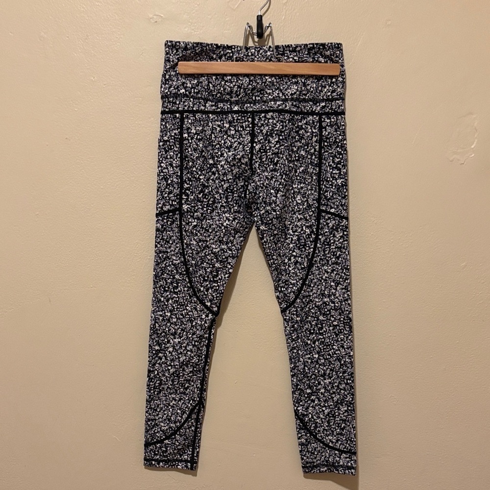 Stylish Black and White Patterned Leggings